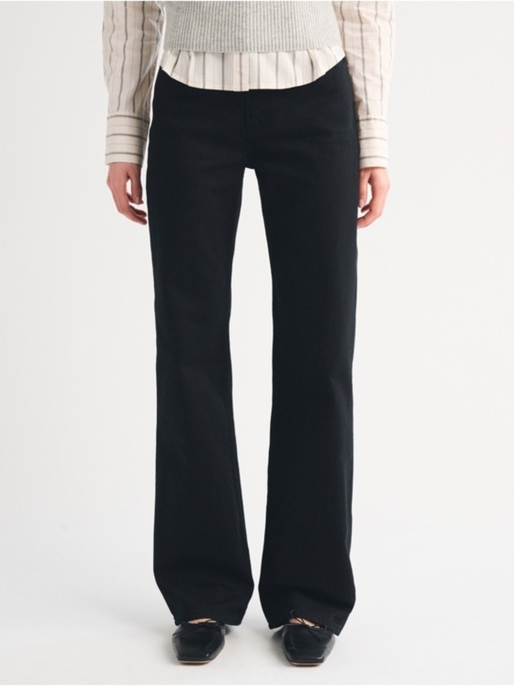 Abercrombie & Fitch Curve Love 90s Relaxed High Rise Jeans 31 Black‎